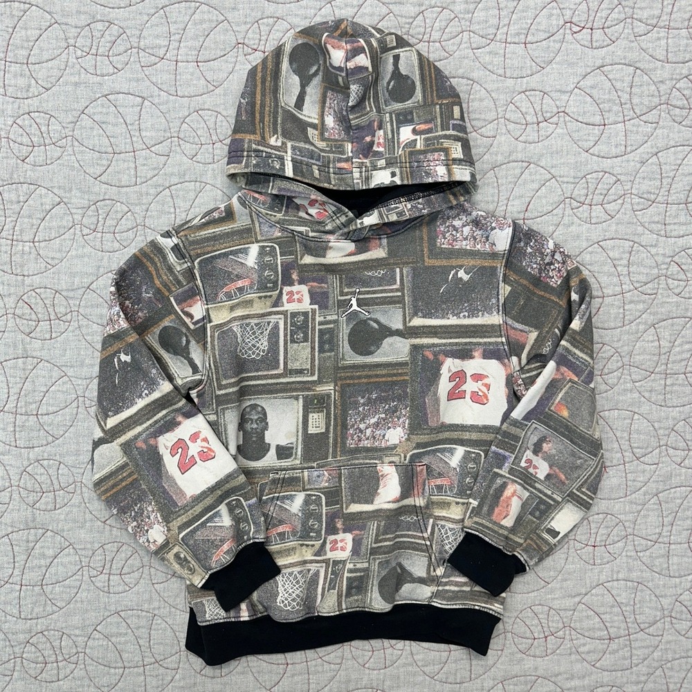 Jordan Essentials Polaroid Hoodie Multi-Color Photo Print Jumpman / Boy's Medium